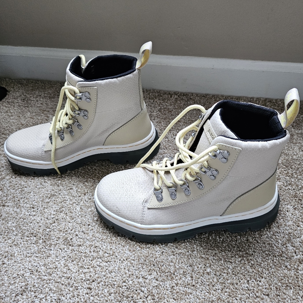 Dr. Martens